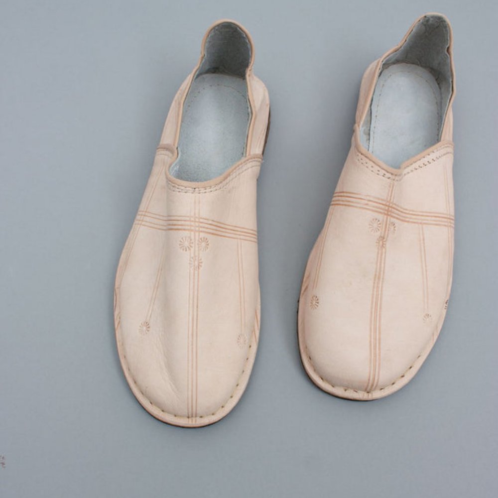 Moroccan Slippers - BERBER BABOUCHE SLIPPERS, NATURAL